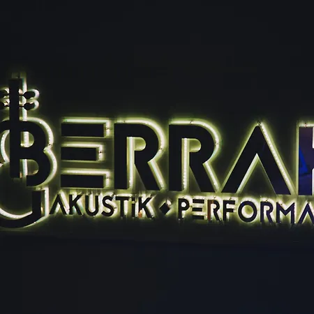 Berrak Hotel