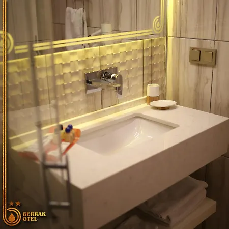 Hotel Berrak 2*