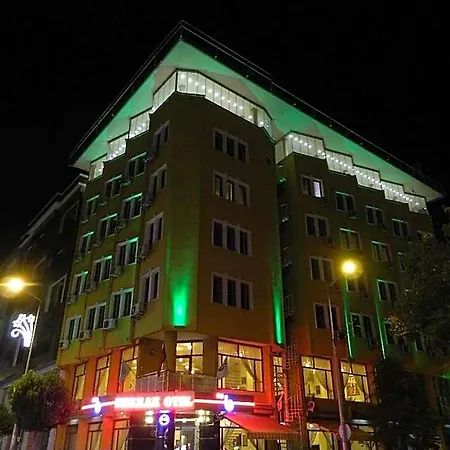 호텔 Berrak 2*